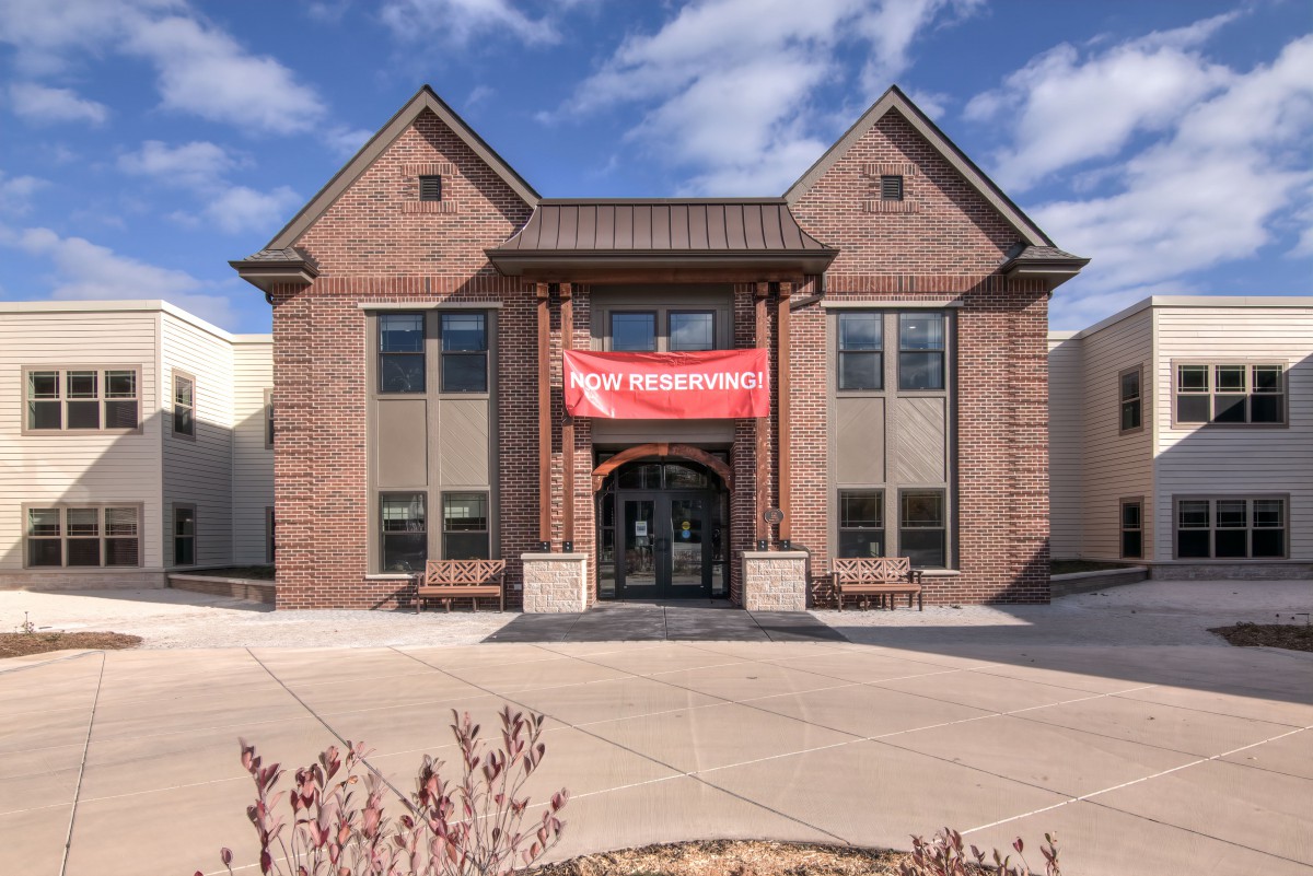 Azura Assisted Living and Memory Care of Fox Point