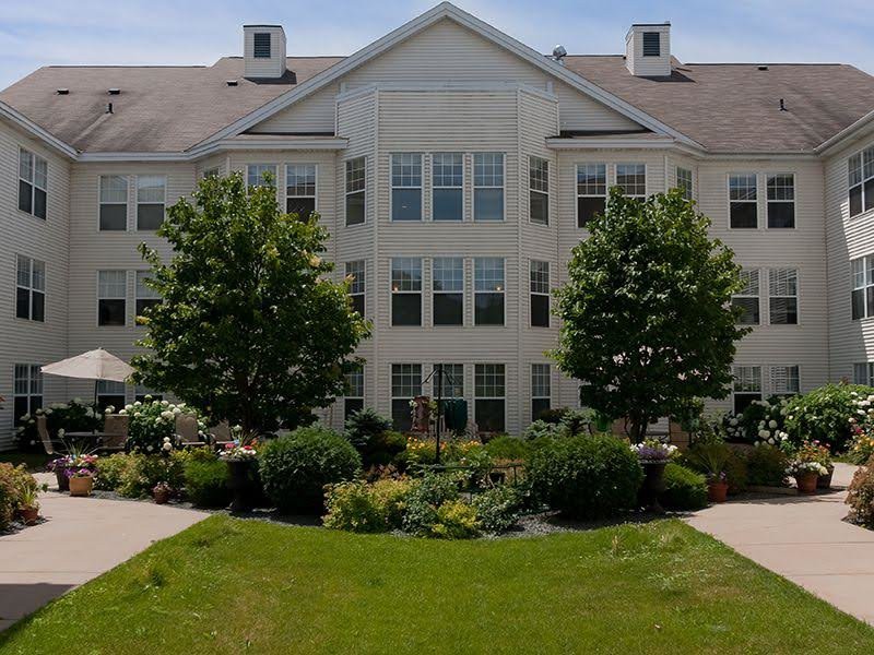 Meridian Manor in Wayzata, MN