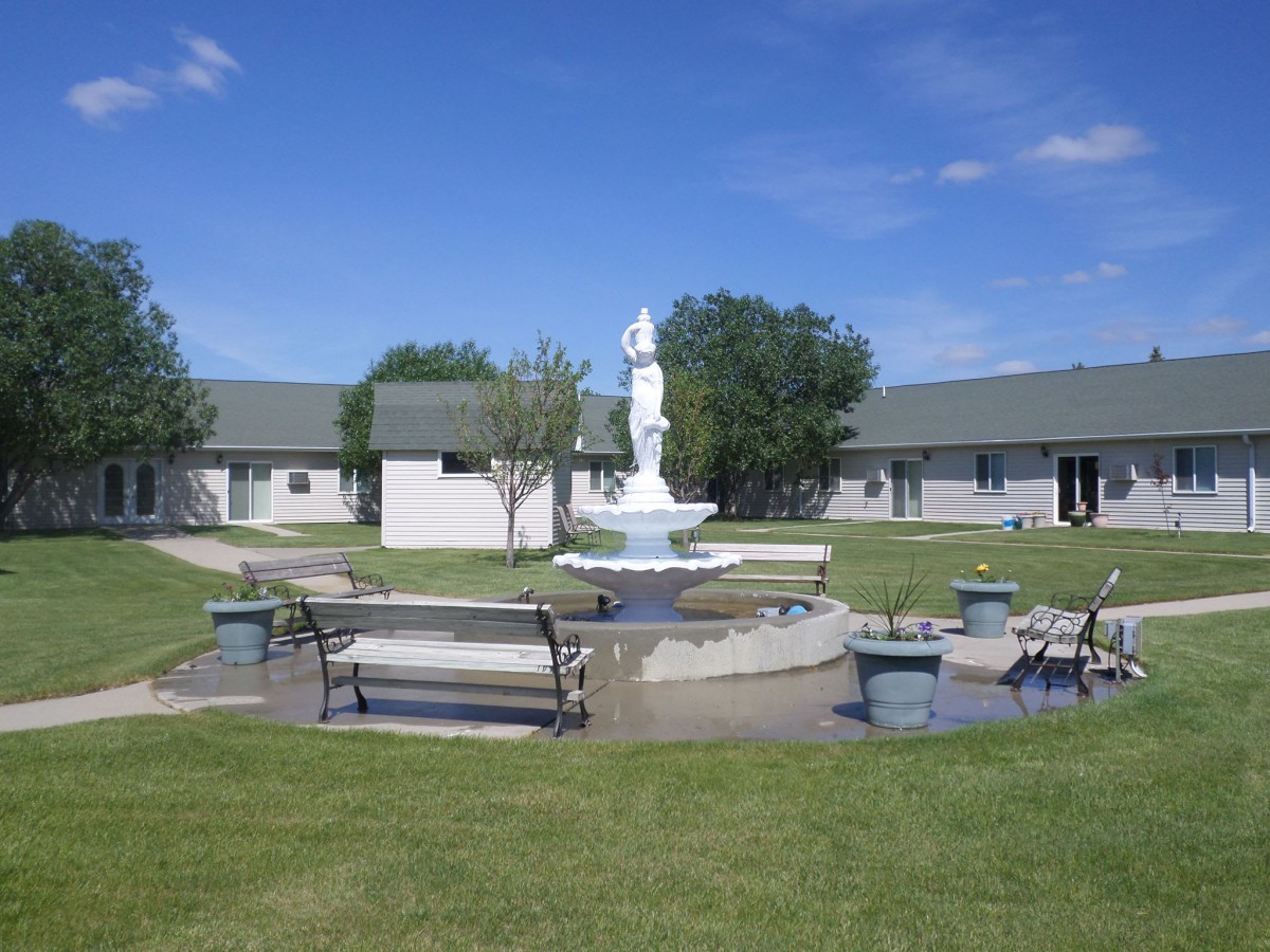 Somerset Court in Minot, ND