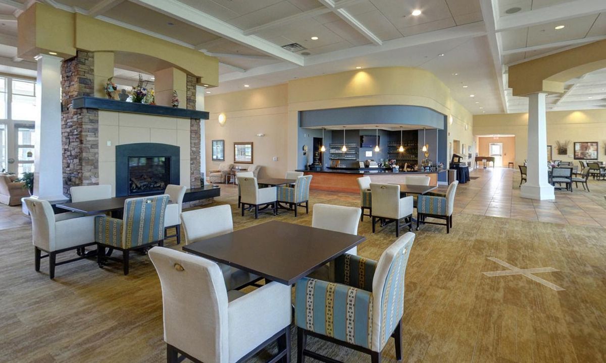 The Fountains in Bettendorf, IA