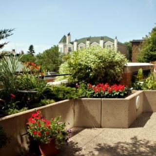 The Kenwood Retirement Communi in Minneapolis, MN