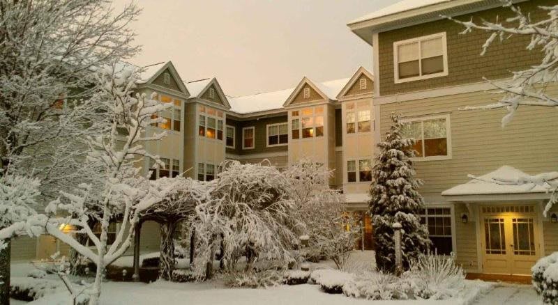 The Phyllis Siperstein Tamarisk Assisted Living