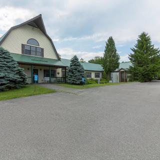 Twin Cedar Senior Living in Shohola